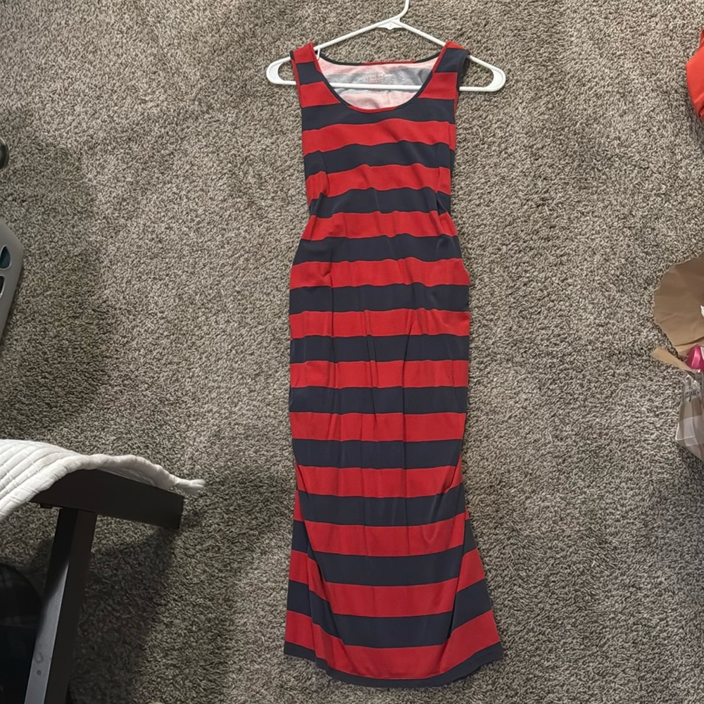 Old Navy maternity maxi. Size XS